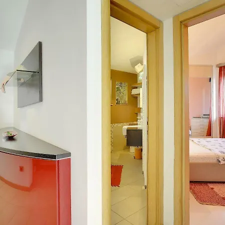 Apartment House Valdefora Fizela