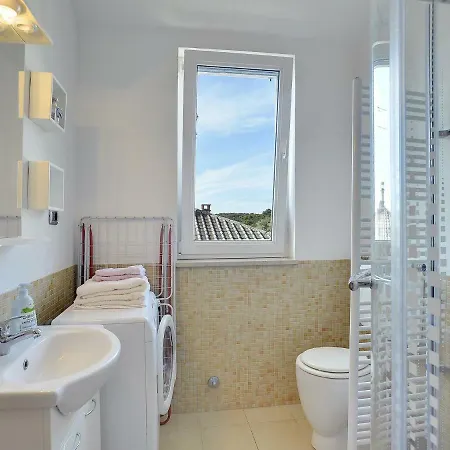 Apartment House Valdefora *